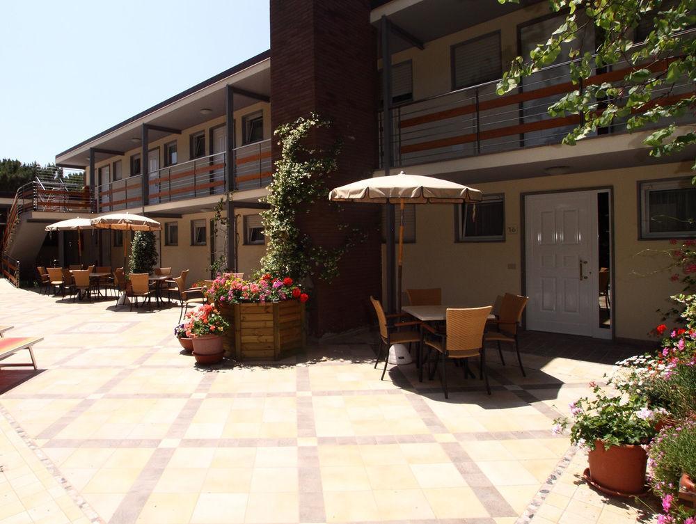 Residence Casa Di Caccia Marina Di Bibbona Luaran gambar